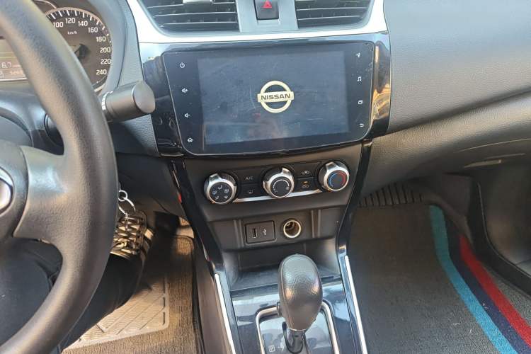 Used Nissan Sylphy 2019 Classic 1.6XL CVT Luxury Edition Audio And AC Panel