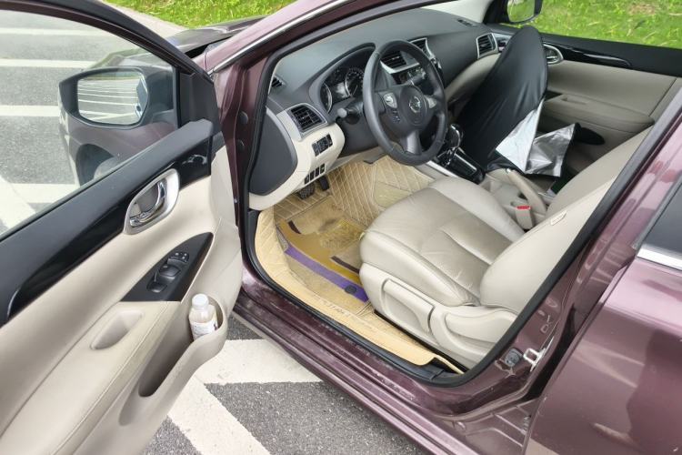 Used Nissan Sylphy 2019 1.6XV CVT Smart Connect Luxury Edition China VI Standard Driver Seat