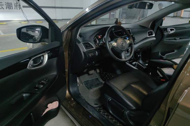 Used Nissan Sylphy 2019 1.6XV CVT Smart Connect Luxury Edition China VI Standard Driver Seat