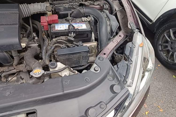 Used Nissan Sylphy 2019 1.6XV CVT Smart Connect Luxury Edition China VI Standard Engine Bay Left