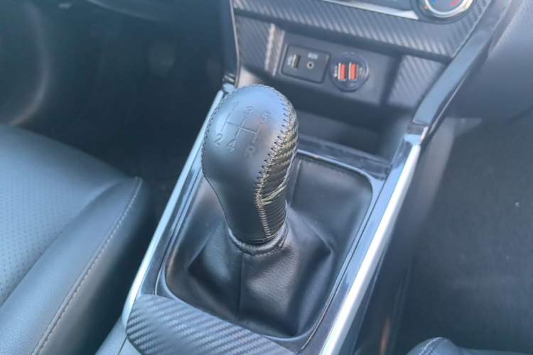 Used Nissan Sylphy 2019 Classic 1.6 XL Manual Luxury Edition Gear Lever