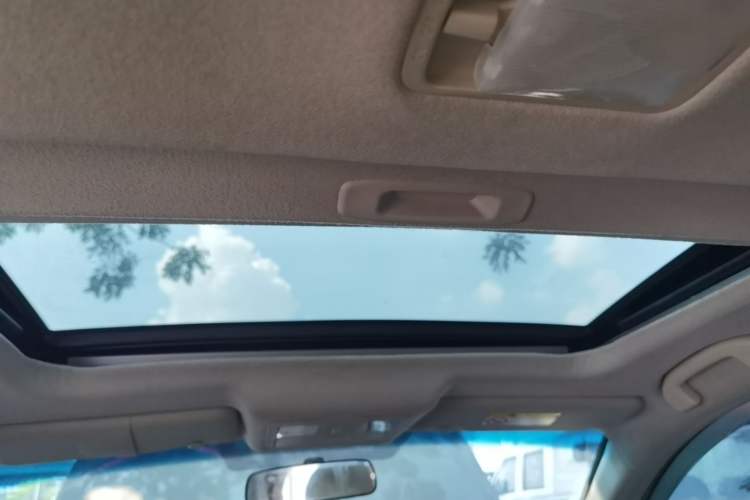 Used Nissan Sylphy 2019 Classic 1.6XE+ CVT SmartConnect Leading Edition Headliner