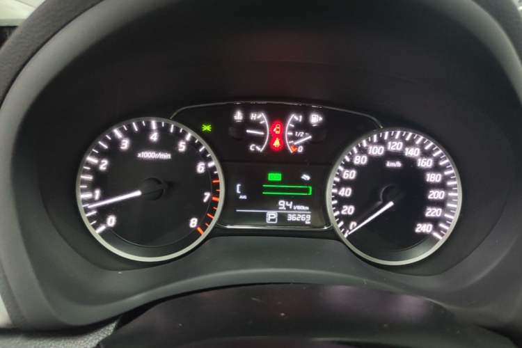 Used Nissan Sylphy 2019 1.6XV CVT Smart Connect Luxury Edition China V Standard Instrument Cluster