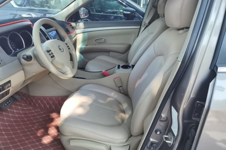 Used Nissan Sylphy 2019 Classic 1.6XE+ CVT SmartConnect Leading Edition Left Front Seat