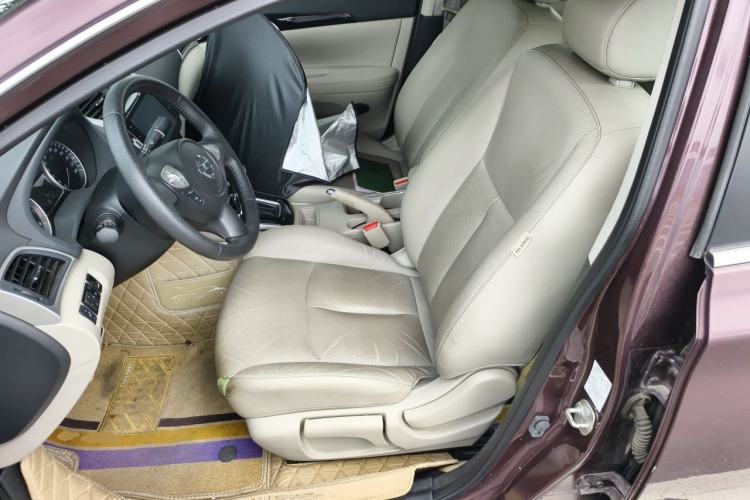 Used Nissan Sylphy 2019 1.6XV CVT Smart Connect Luxury Edition China VI Standard Left Front Seat