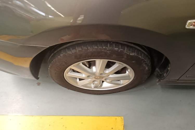Used Nissan Sylphy 2019 Classic 1.6XE+ CVT SmartConnect Leading Edition Left Front Wheel Hub