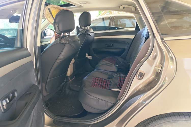 Used Nissan Sylphy 2019 Classic 1.6XE+ CVT SmartConnect Leading Edition Left Rear Seat