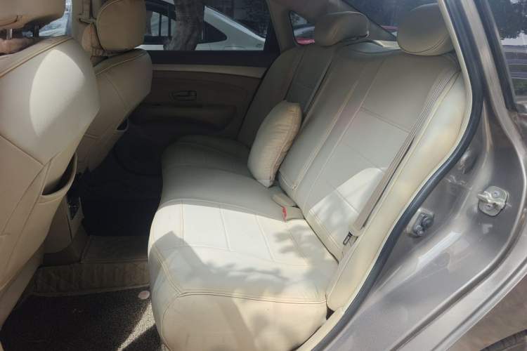 Used Nissan Sylphy 2019 Classic 1.6XE+ CVT SmartConnect Leading Edition Left Rear Seat