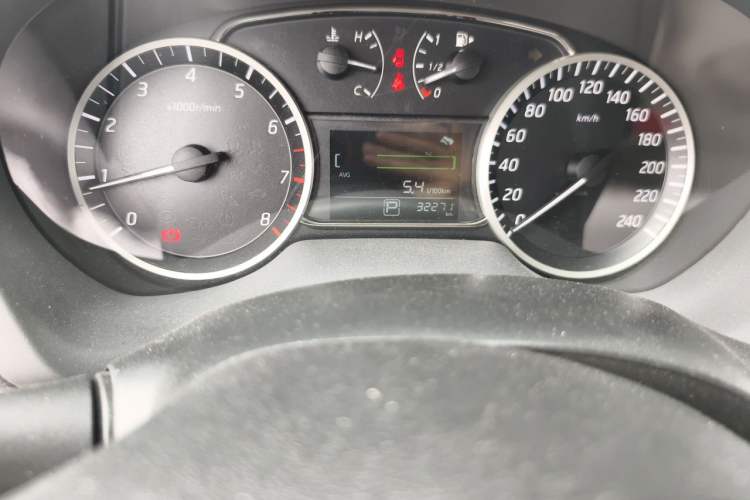 Used Nissan Sylphy 2019 1.6XV CVT Smart Connect Luxury Edition China VI Standard Odometer Close Up
