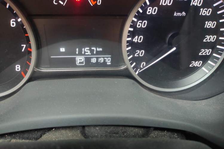 Used Nissan Sylphy 2019 Classic 1.6XE CVT Comfort Edition Odometer Close Up