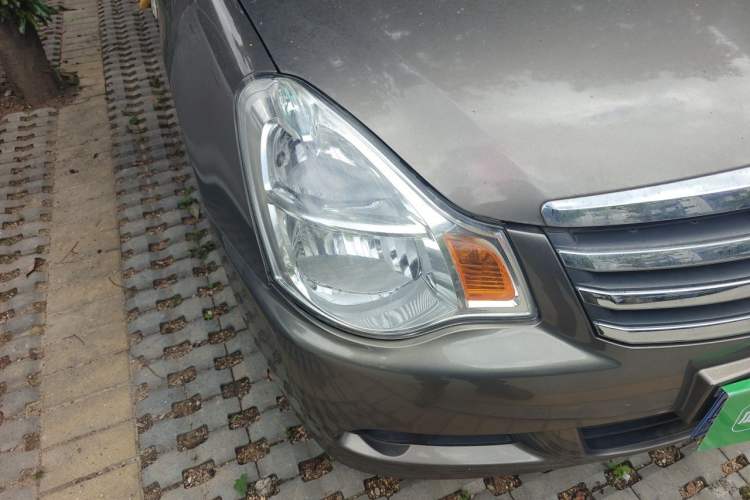 Used Nissan Sylphy 2019 Classic 1.6XE+ CVT SmartConnect Leading Edition Right Front Headlight