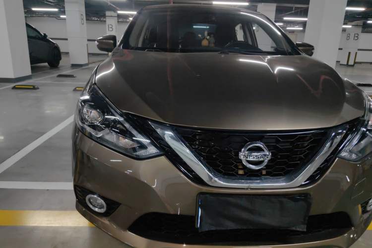 Used Nissan Sylphy 2019 1.6XV CVT Smart Connect Luxury Edition China VI Standard Right Front Headlight
