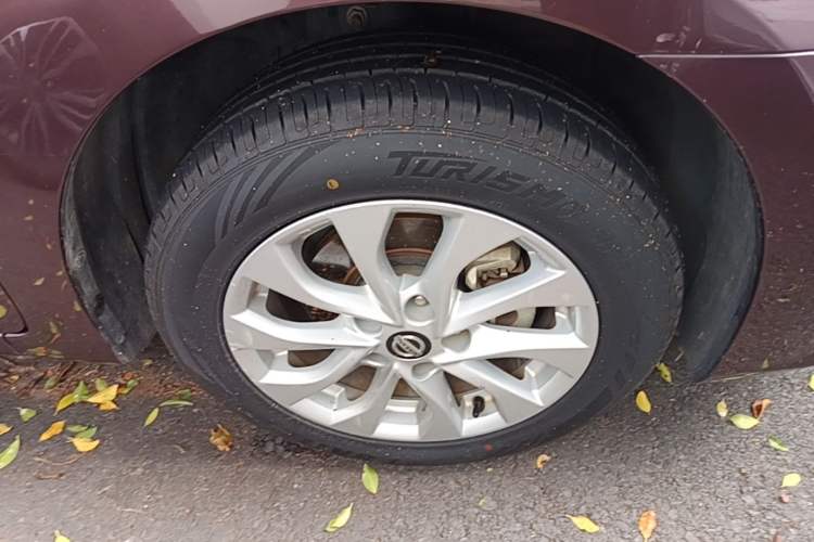 Used Nissan Sylphy 2019 1.6XV CVT Smart Connect Luxury Edition China VI Standard Right Front Wheel Hub