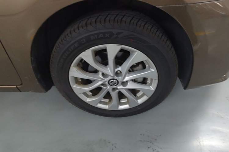 Used Nissan Sylphy 2019 1.6XV CVT Smart Connect Luxury Edition China V Standard Right Front Wheel Hub