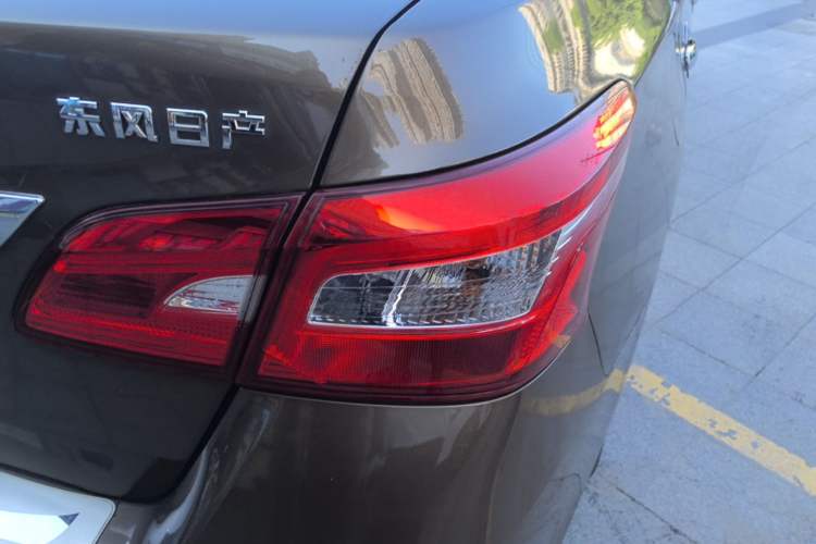 Used Nissan Sylphy 2019 Classic 1.6 XL Manual Luxury Edition Right Rear Taillight
