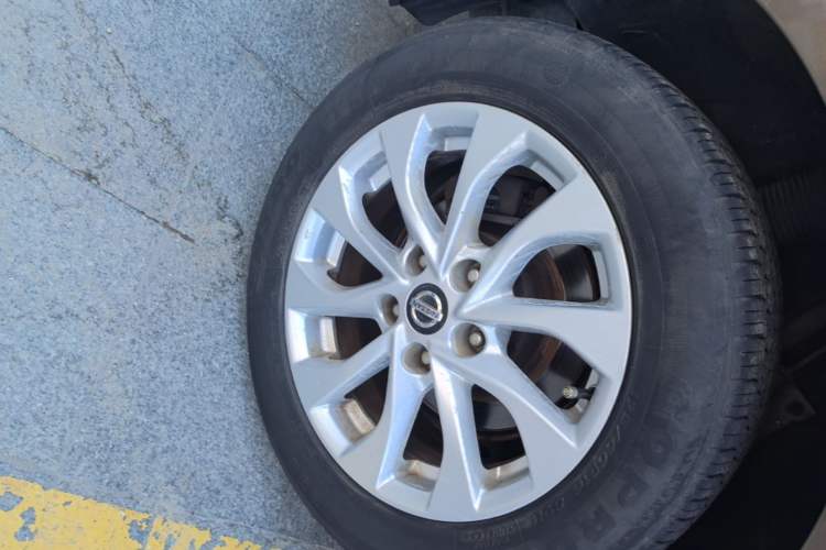 Used Nissan Sylphy 2019 Classic 1.6 XL Manual Luxury Edition Right Rear Wheel Hub