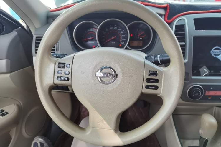 Used Nissan Sylphy 2019 Classic 1.6XE+ CVT SmartConnect Leading Edition Steering Wheel
