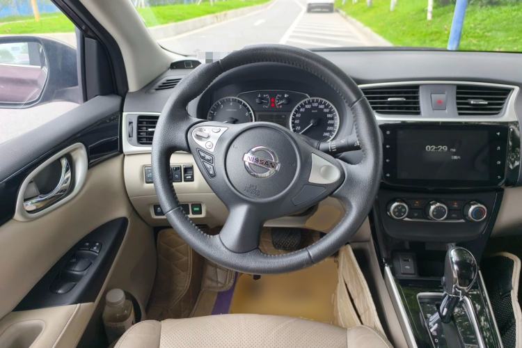 Used Nissan Sylphy 2019 1.6XV CVT Smart Connect Luxury Edition China VI Standard Steering Wheel