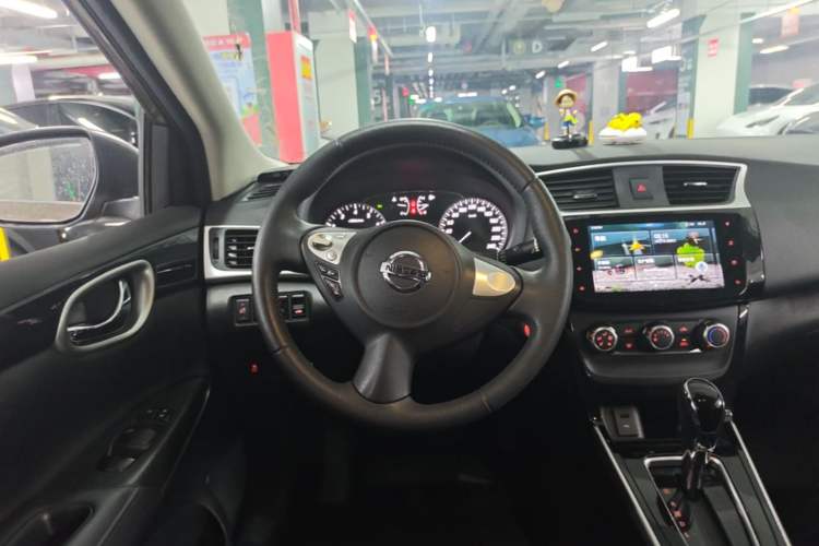 Used Nissan Sylphy 2019 1.6XV CVT Smart Connect Luxury Edition China V Standard Steering Wheel