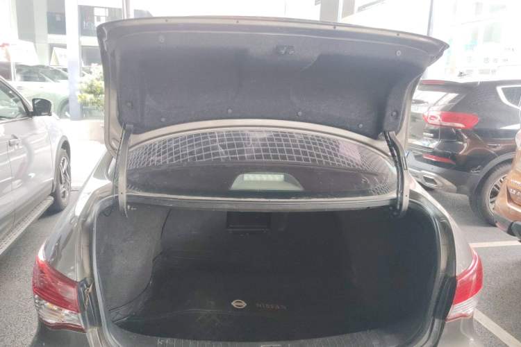 Used Nissan Sylphy 2019 Classic 1.6XE+ CVT SmartConnect Leading Edition Trunk