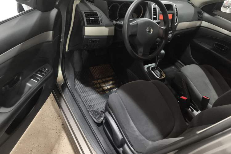 Used Nissan Sylphy 2019 Classic 1.6XE+ CVT SmartConnect Leading Edition Driver Seat