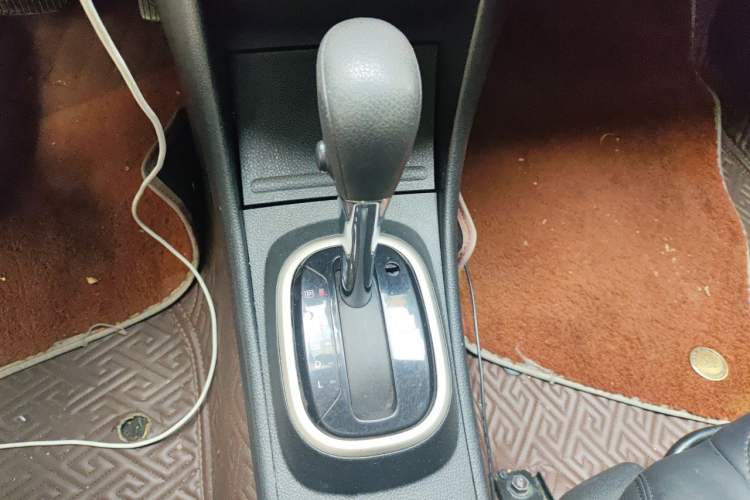 Used Nissan Sylphy 2019 Classic 1.6XE+ CVT SmartConnect Leading Edition Gear Lever