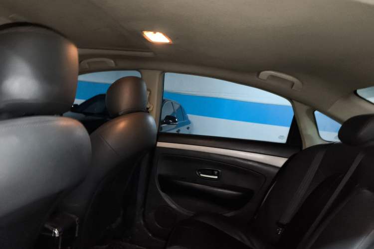 Used Nissan Sylphy 2019 Classic 1.6XE+ Manual SmartConnect Leading Edition Headliner