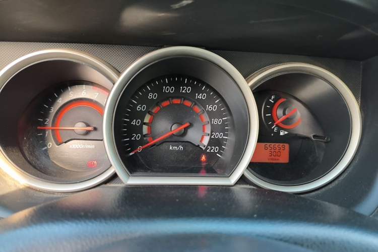 Used Nissan Sylphy 2019 Classic 1.6XE+ CVT Smart Connect Luxury Edition Instrument Cluster