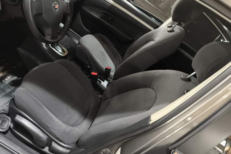 Used Nissan Sylphy 2019 Classic 1.6XE+ CVT SmartConnect Leading Edition Left Front Seat