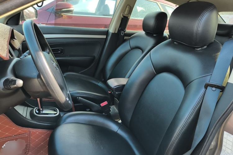 Used Nissan Sylphy 2019 Classic 1.6XE+ CVT Smart Connect Luxury Edition Left Front Seat
