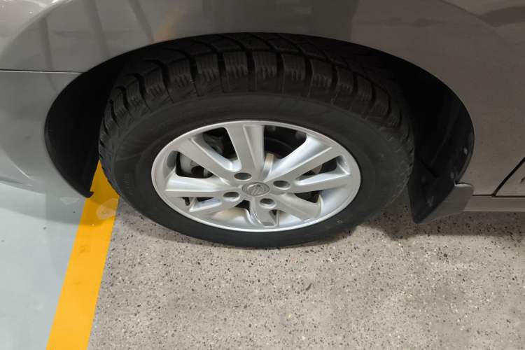 Used Nissan Sylphy 2019 Classic 1.6XE+ CVT SmartConnect Leading Edition Left Front Wheel Hub