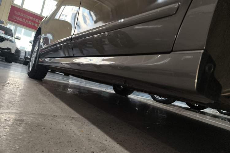 Used Nissan Sylphy 2019 Classic 1.6XE+ CVT SmartConnect Leading Edition Left Side Sill