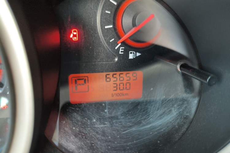 Used Nissan Sylphy 2019 Classic 1.6XE+ CVT Smart Connect Luxury Edition Odometer Close Up