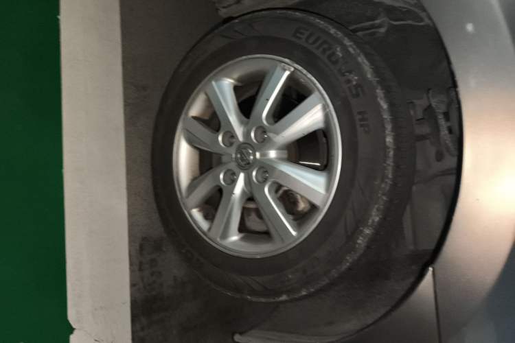 Used Nissan Sylphy 2019 Classic 1.6XE+ Manual SmartConnect Leading Edition Right Front Wheel Hub