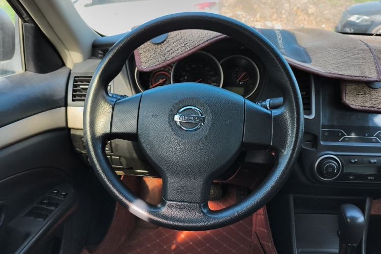 Used Nissan Sylphy 2019 Classic 1.6XE+ CVT Smart Connect Luxury Edition Steering Wheel