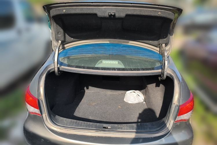 Used Nissan Sylphy 2019 Classic 1.6XE+ CVT Smart Connect Luxury Edition Trunk