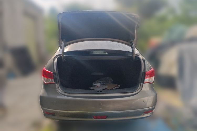 Used Nissan Sylphy 2019 Classic 1.6XE+ Manual SmartConnect Leading Edition Trunk