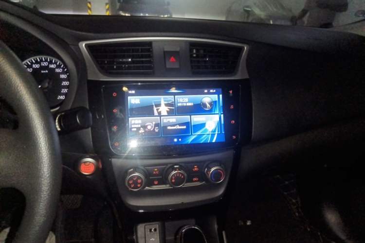 Used Nissan Sylphy 2019 Classic 1.6XL CVT Luxury Edition Audio And AC Panel