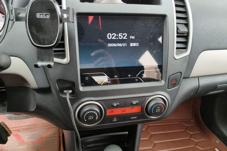 Used Nissan Sylphy 2019 Classic 1.6XE+ CVT SmartConnect Leading Edition Audio And AC Panel