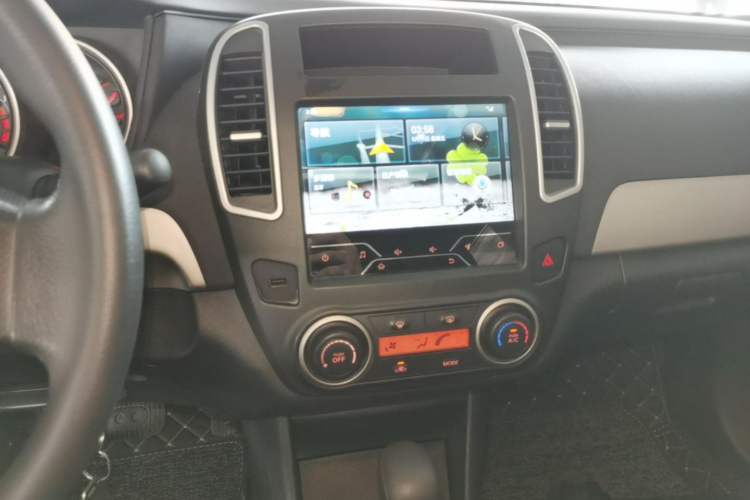 Used Nissan Sylphy 2019 Classic 1.6XE+ CVT SmartConnect Leading Edition Audio And AC Panel