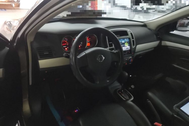 Used Nissan Sylphy 2019 Classic 1.6XE+ CVT SmartConnect Leading Edition Center Console
