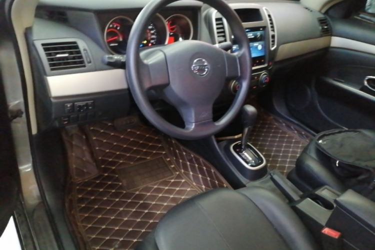 Used Nissan Sylphy 2019 Classic 1.6XE+ CVT SmartConnect Leading Edition Center Console