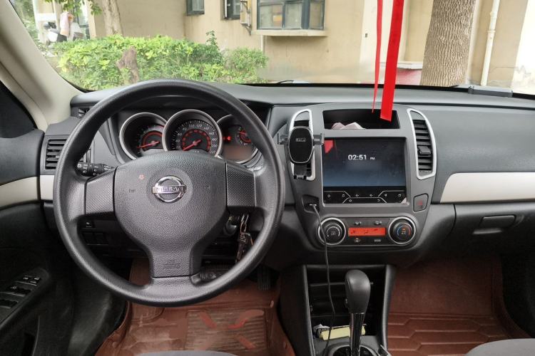 Used Nissan Sylphy 2019 Classic 1.6XE+ CVT SmartConnect Leading Edition Center Console