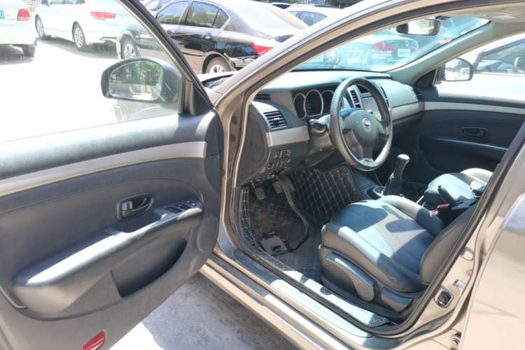 Used Nissan Sylphy 2019 Classic 1.6XE+ Manual SmartConnect Leading Edition Driver Seat