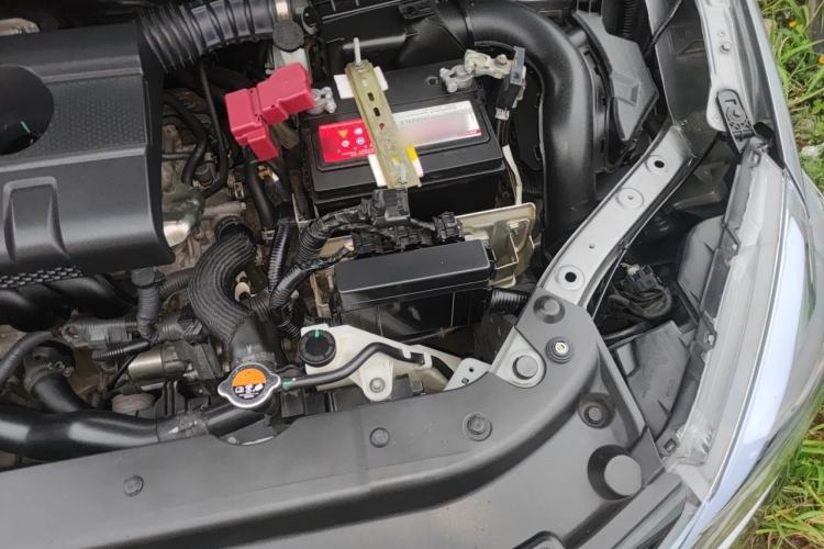 Used Nissan Sylphy 2019 1.6XV CVT Smart Connect Luxury Edition China V Standard Engine Bay Left