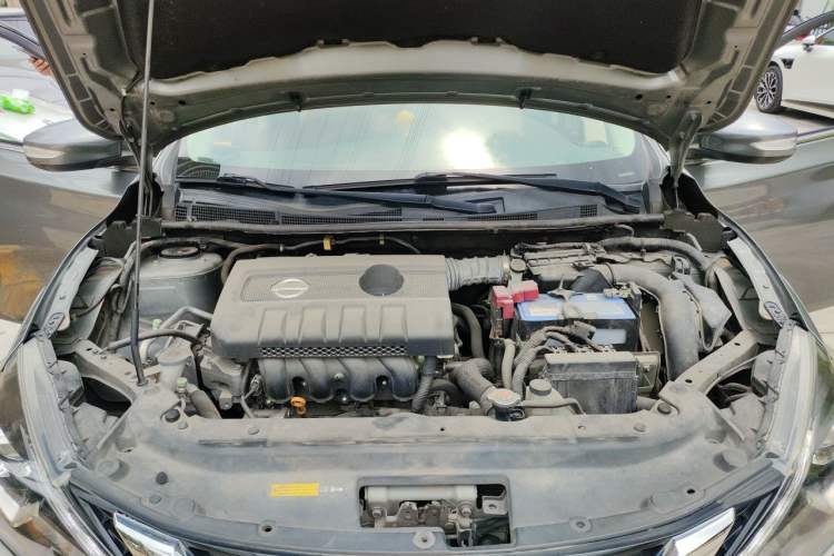 Used Nissan Sylphy 2019 1.6XV CVT Smart Connect Luxury Edition China VI Standard Engine Bay