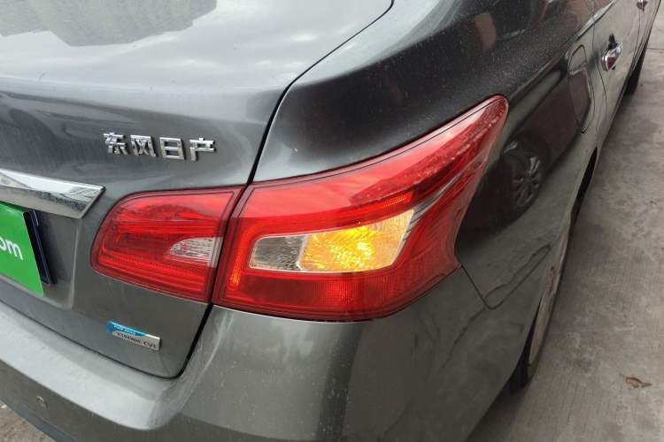 Used Nissan Sylphy 2019 1.6XV CVT Smart Connect Luxury Edition China VI Standard Exterior 3