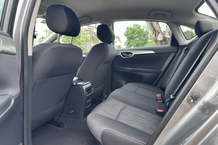 Used Nissan Sylphy 2019 Classic 1.6XE CVT Comfort Edition Exterior 7
