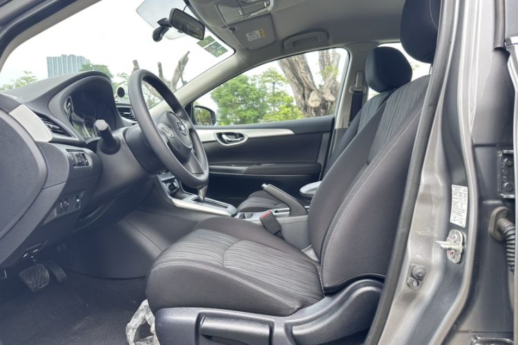 Used Nissan Sylphy 2019 Classic 1.6XE CVT Comfort Edition Exterior 8