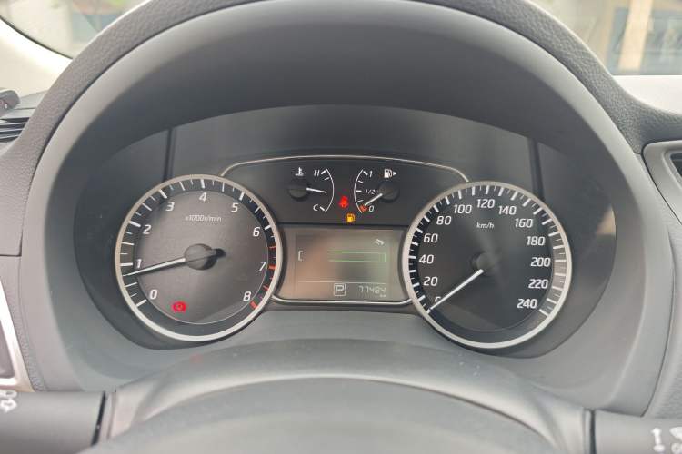 Used Nissan Sylphy 2019 Classic 1.6XE CVT Comfort Edition Instrument Cluster